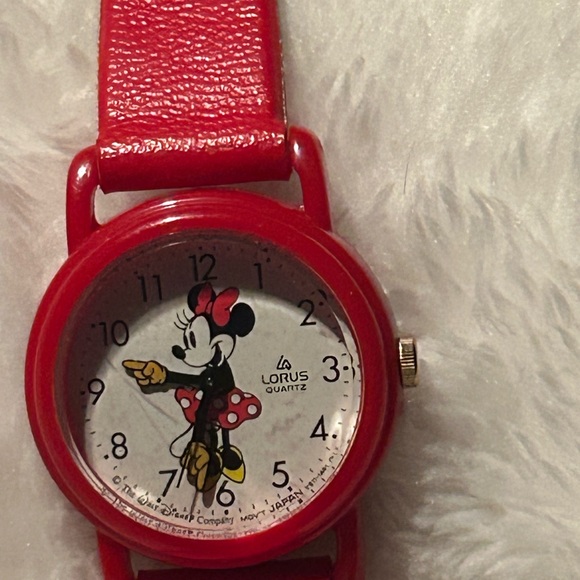 ❤️Vintage Lorus mini mouse watch
Nice vintage condition 
Needs battery - Picture 7 of 8